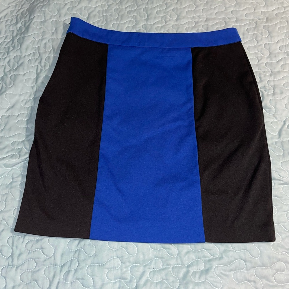Size 8 Black/Blue Skirt. MUST BE BUNDLED